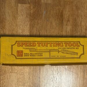 Vintage RUG CRAFTERS Speed Tufting Tool Kit